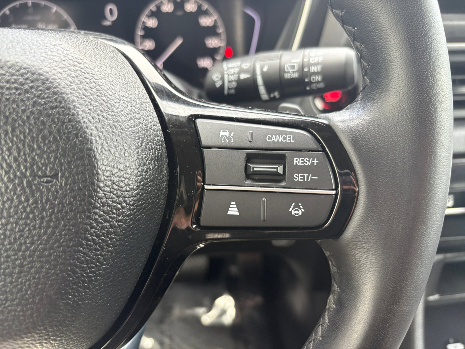 2023 Honda Pilot Touring photo 9