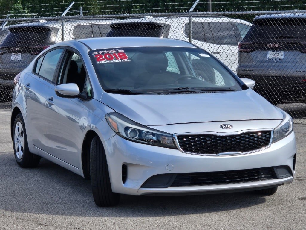 2018 Kia Forte LX Base photo 3