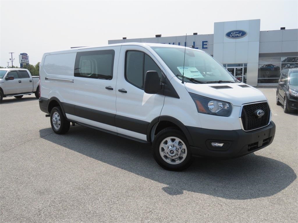 2024 Ford Transit photo 2
