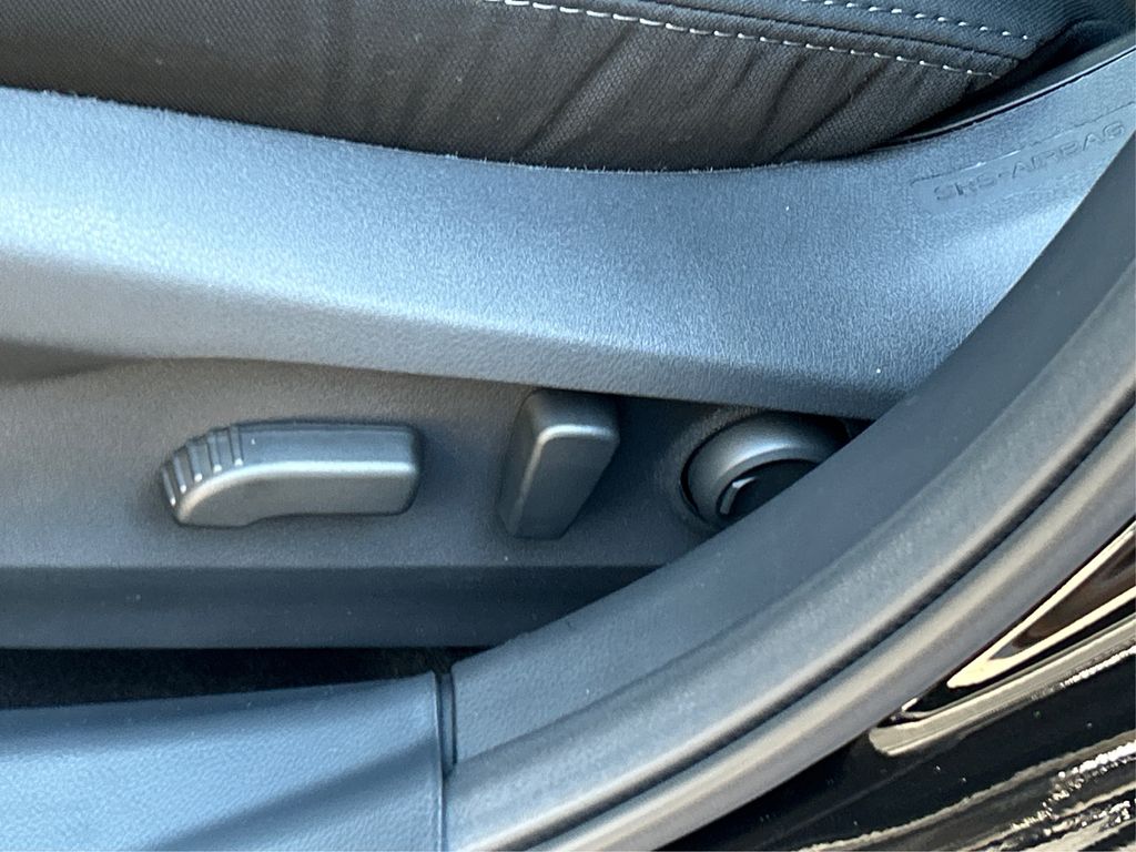 2025 Subaru Outback Premium photo 31