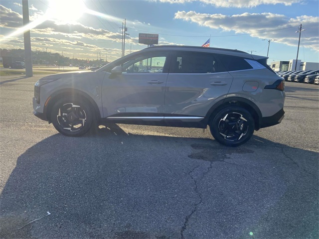 2026 Kia Sportage EX photo 4