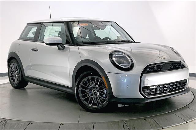 Pre-Owned 2026 MINI Cooper Hardtop 2 Door's photo