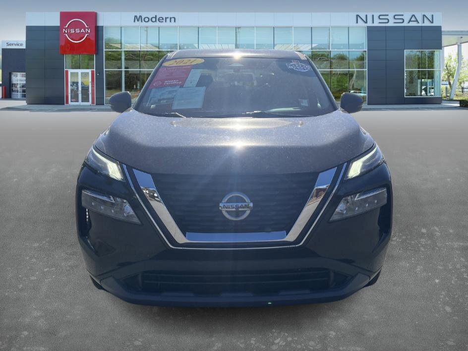 2021 Nissan Rogue SV photo 2