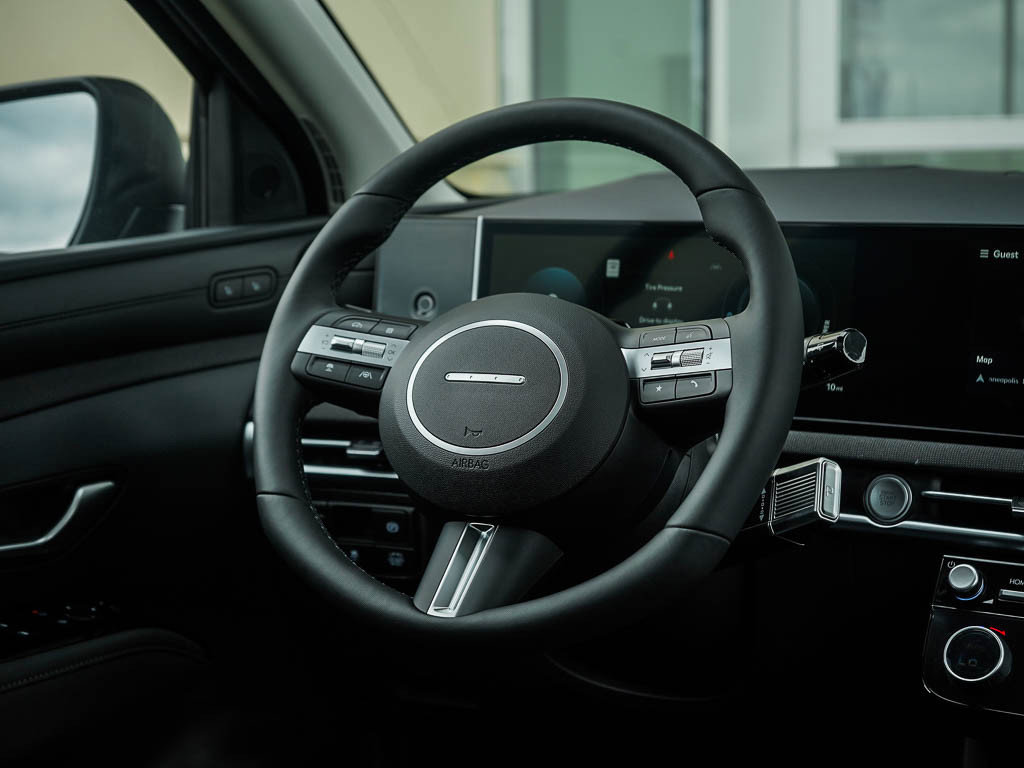 2025 Hyundai Tucson Hybrid Limited photo 13