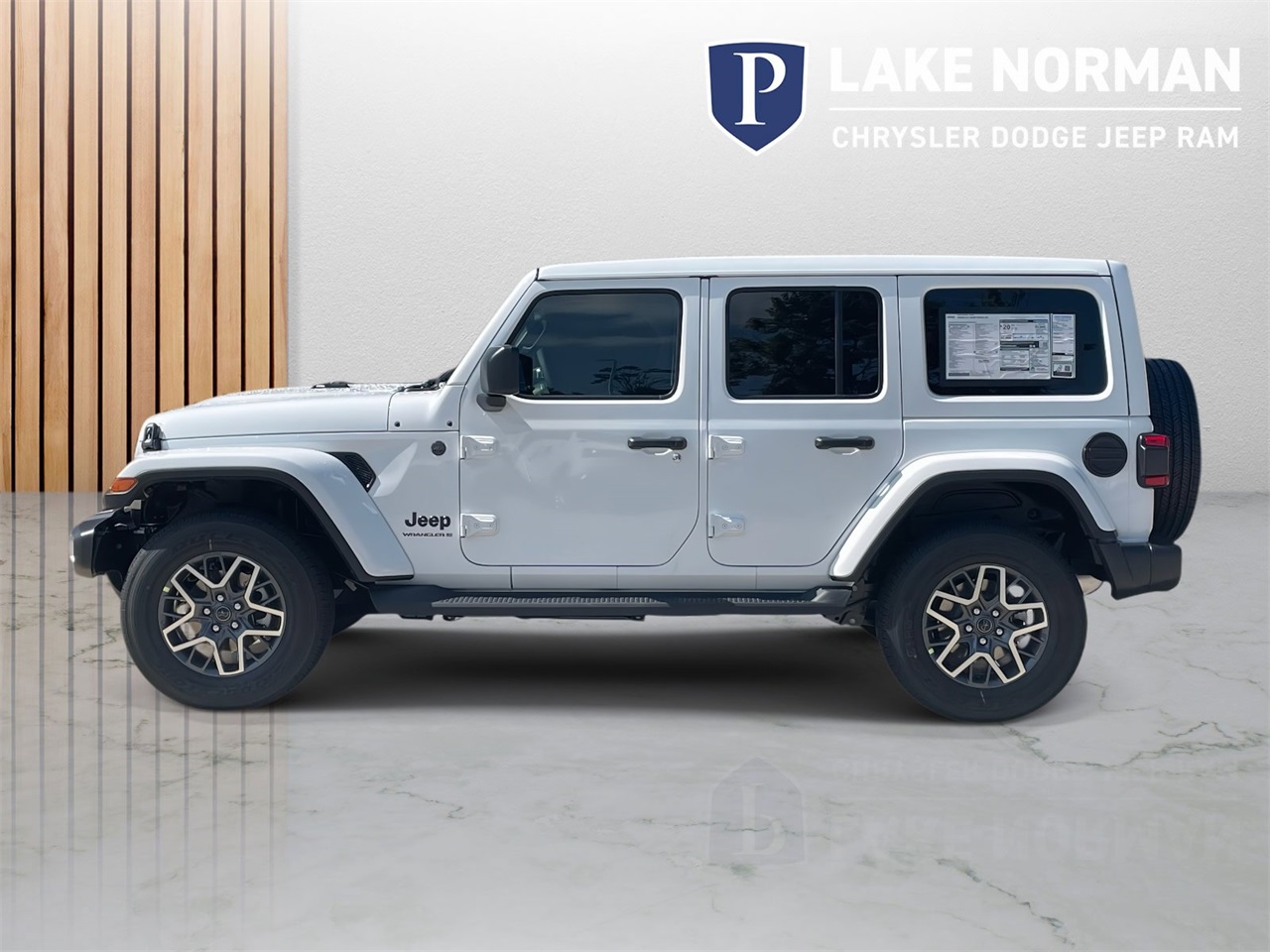 2025 Jeep Wrangler Sahara photo 5