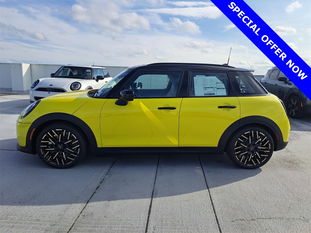 2025 Mini Cooper 4 Door Hardtop Signature photo 6