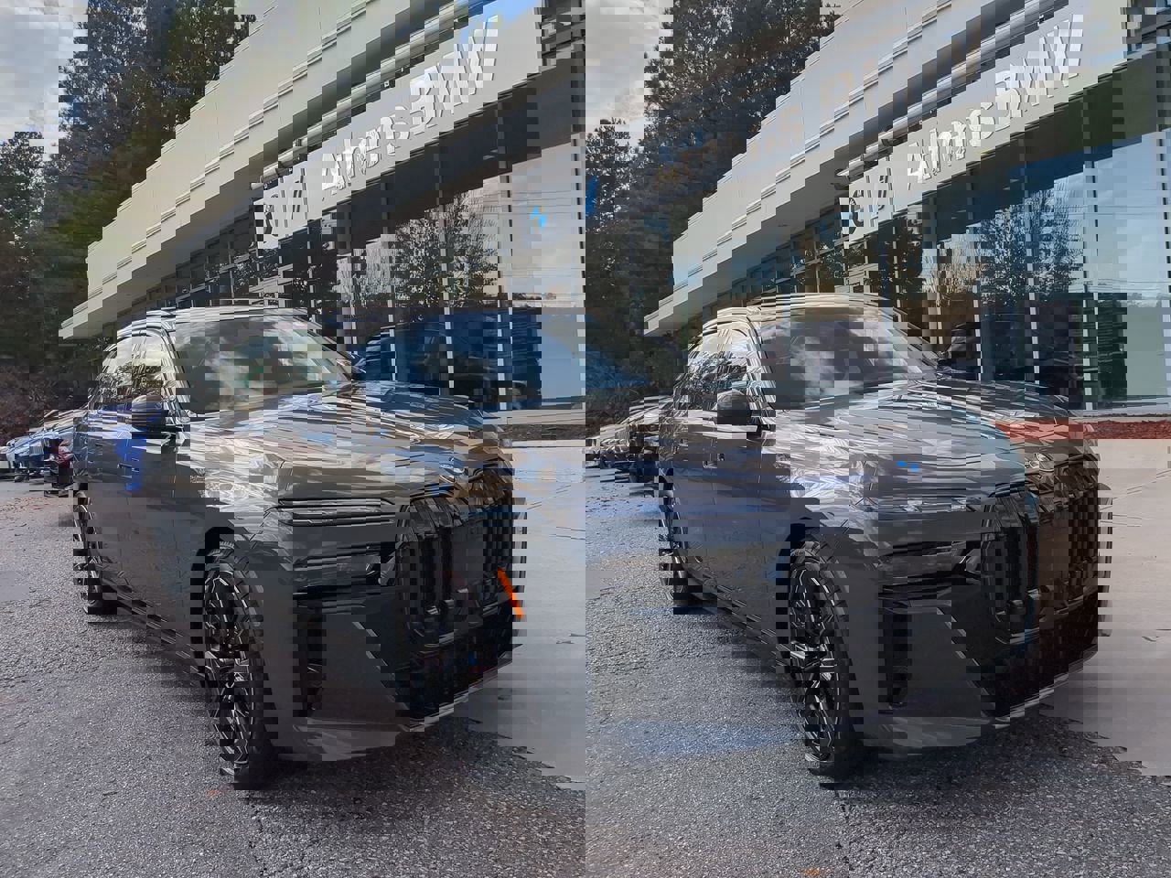 2026 BMW 7 Series 740i's photo