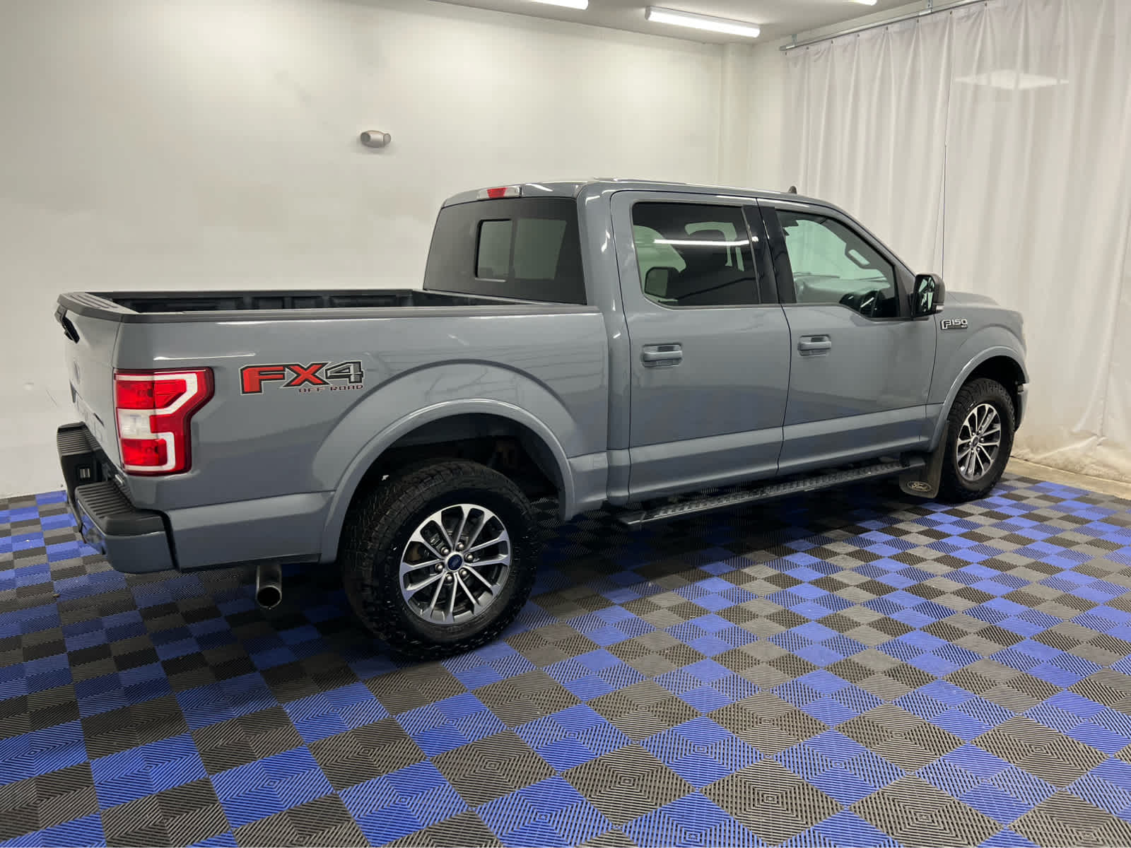 2020 Ford F-150 XLT photo 11