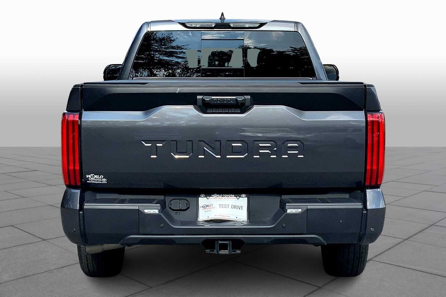 2024 Toyota Tundra SR5 Double Cab photo 4