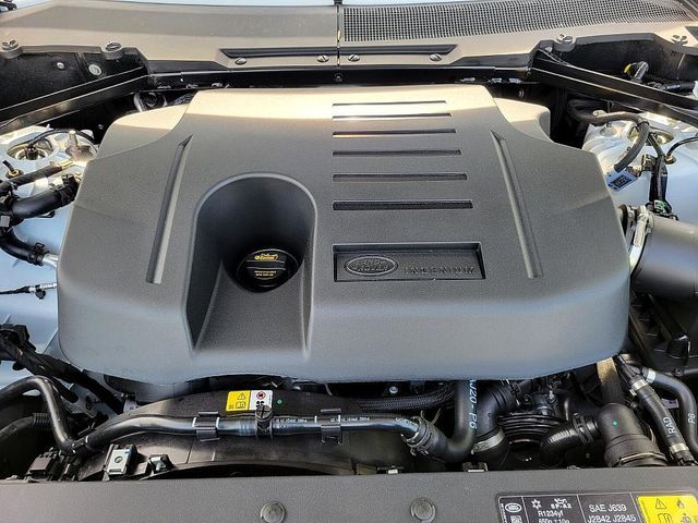 2025 Land Rover Defender 110 X-Dynamic SE photo 27