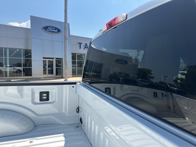 2026 Ford F-350 Lariat photo 13