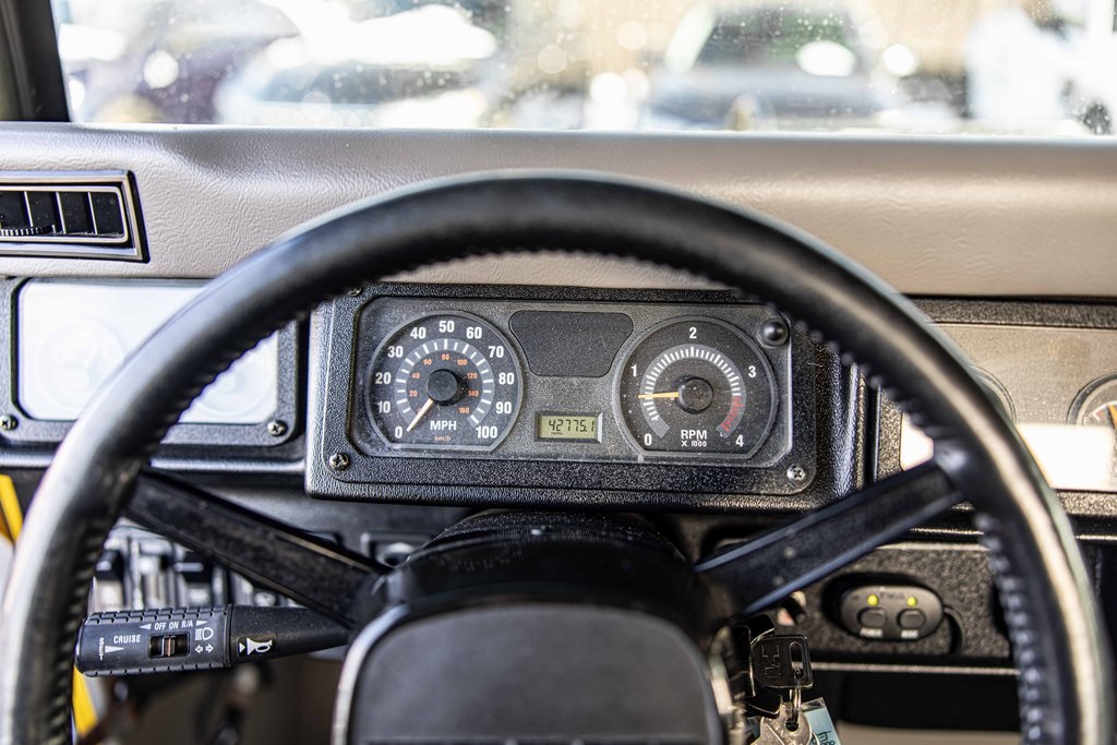 2003 HUMMER H1 - Image 20