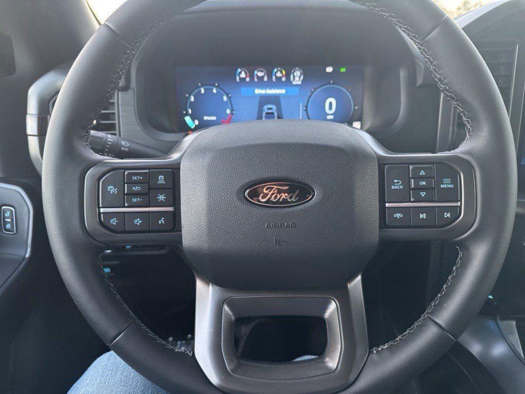 2025 Ford F-150 XLT photo 26
