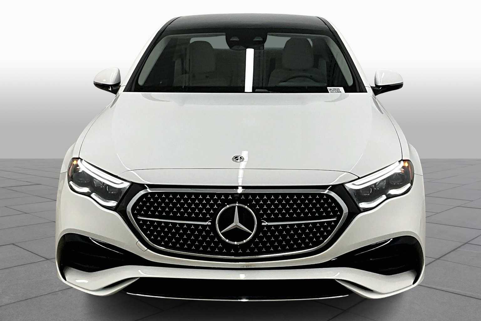 2025 Mercedes Benz E 350 photo 3