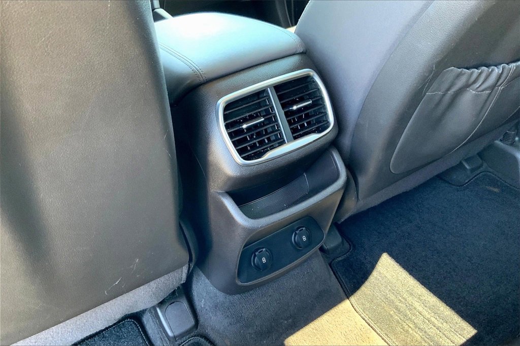 2020 Hyundai Santa Fe SEL photo 29