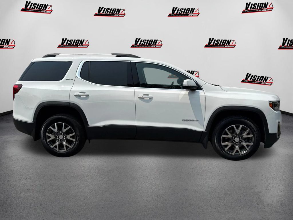 2023 Gmc Acadia SLE photo 4