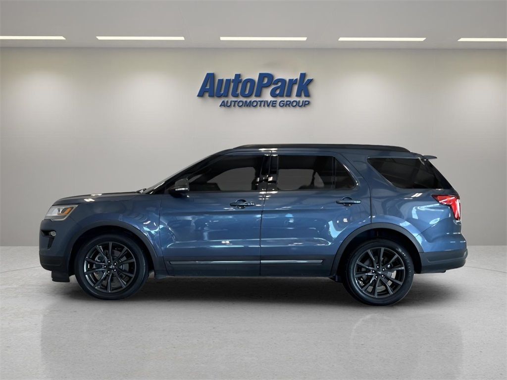 2018 Ford Explorer XLT photo 3