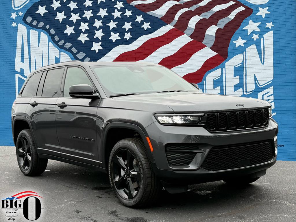 2025 Jeep Grand Cherokee Altitude's photo