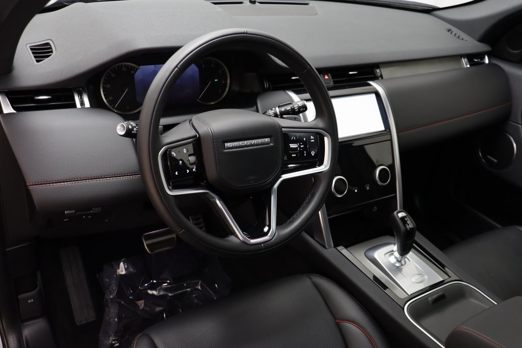 2023 Land Rover Discovery Sport SE R-Dynamic photo 8