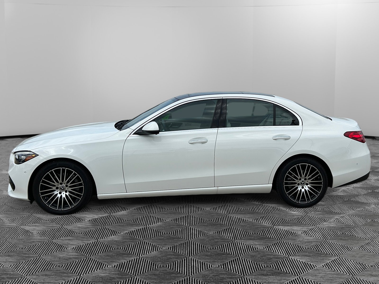 2025 Mercedes Benz C 300 4MATIC Sedan photo 2