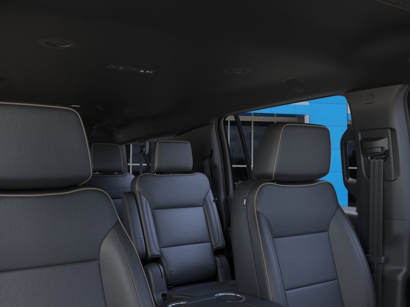 2025 Chevrolet Suburban Premier photo 23