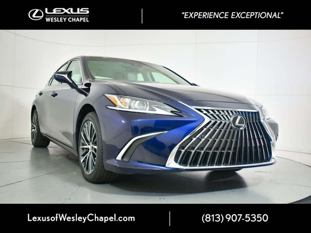 2025 Lexus ES 350's photo