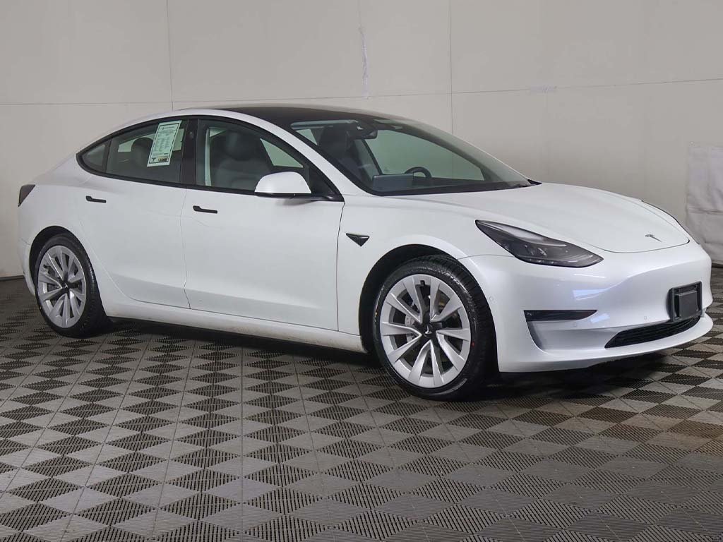 Used 2022 Tesla Model 3 Long Range with VIN 5YJ3E1EB1NF367643 for sale in Bedford, OH