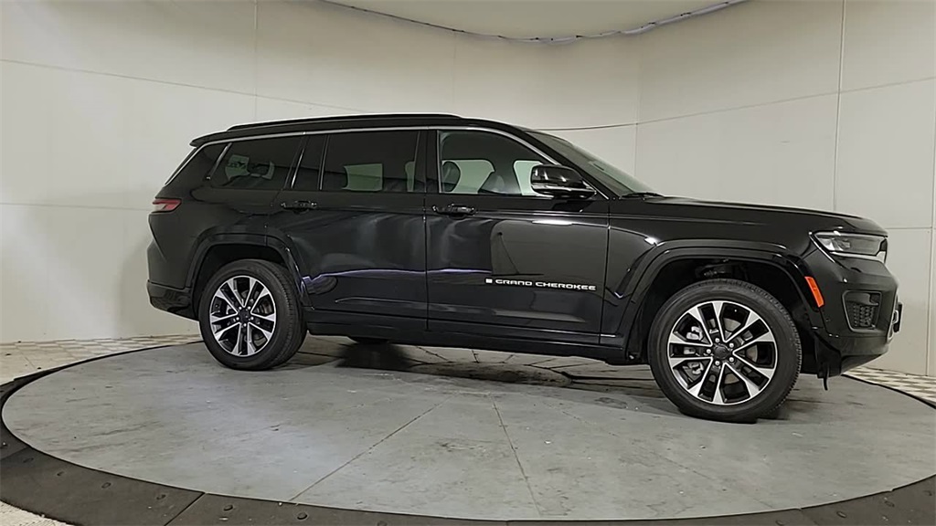 2024 JEEP GRAND CHEROKEE L - Image 9