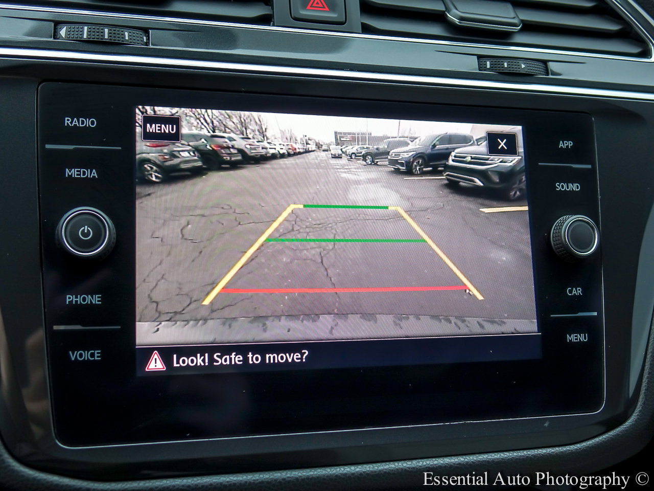 2019 VOLKSWAGEN TIGUAN - Image 14