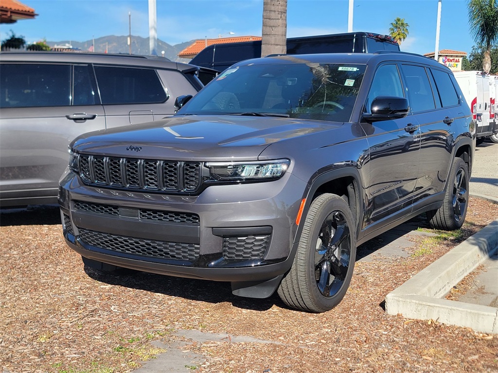 2025 Jeep Grand Cherokee L Altitude's photo