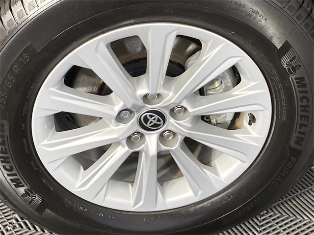 2024 Toyota Highlander Hybrid XLE photo 28