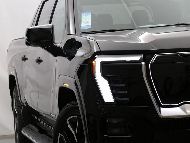 2025 Gmc Sierra EV Denali photo 4