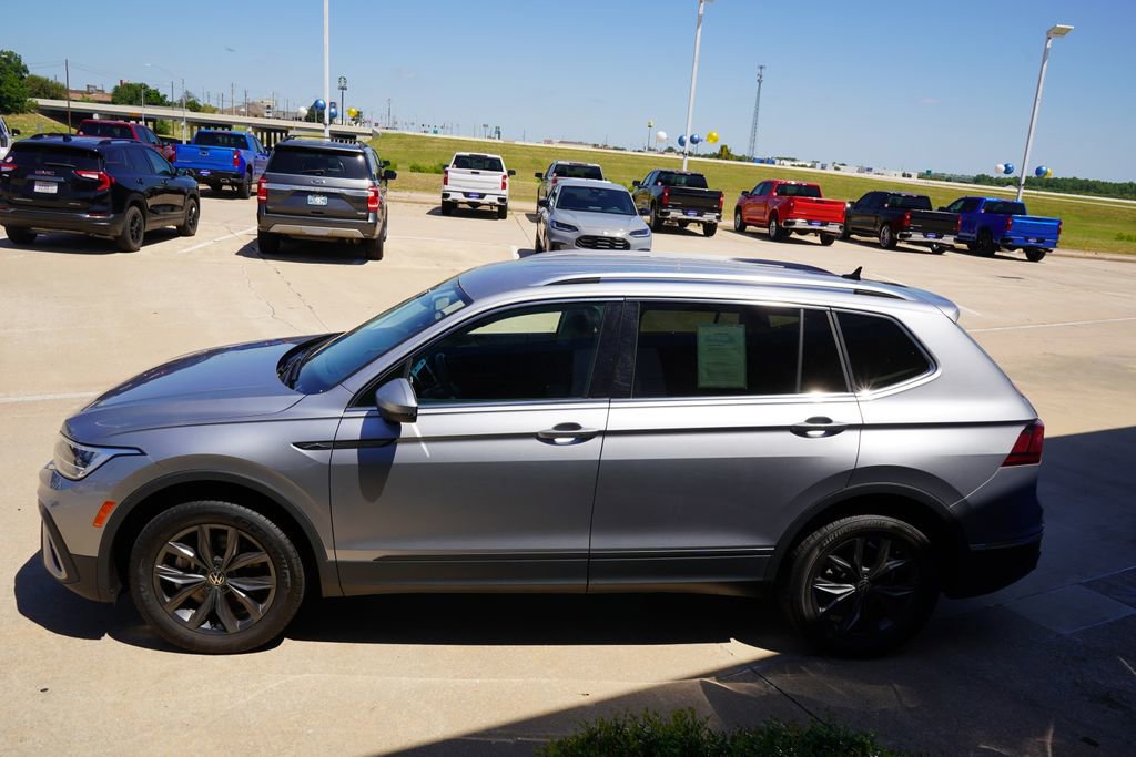 2024 Volkswagen Tiguan SE Wolfsburg Edition photo 5