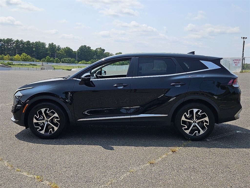 2023 Kia Sportage EX photo 4