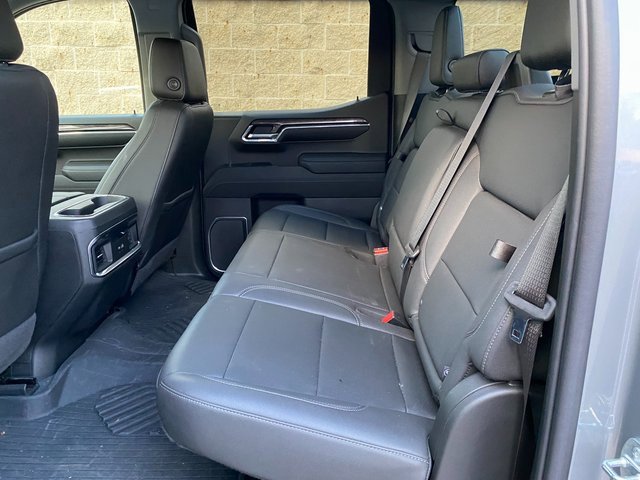2023 Chevrolet Silverado 1500 LTZ photo 12