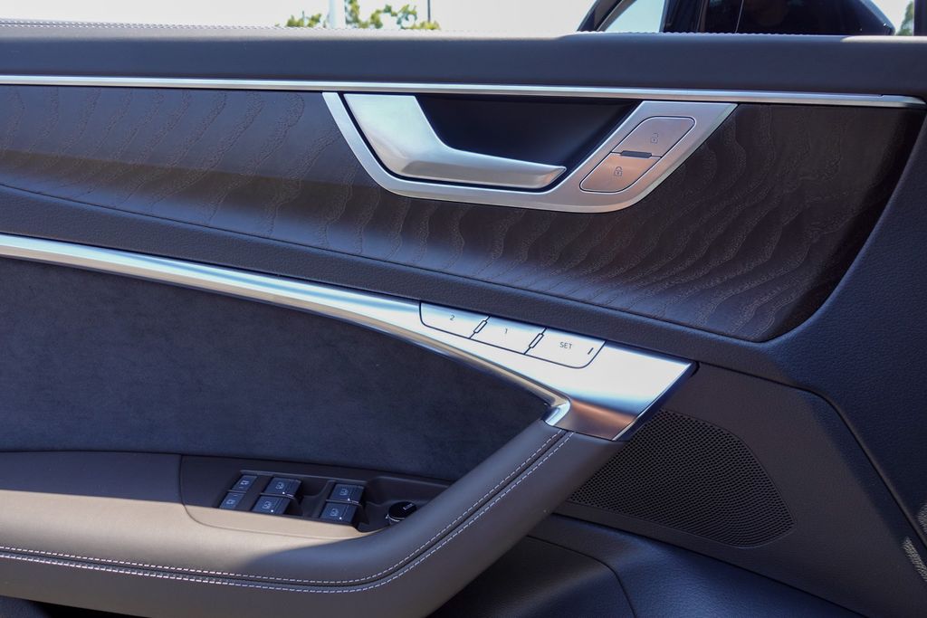 2023 Audi A6 3.0T Prestige photo 11