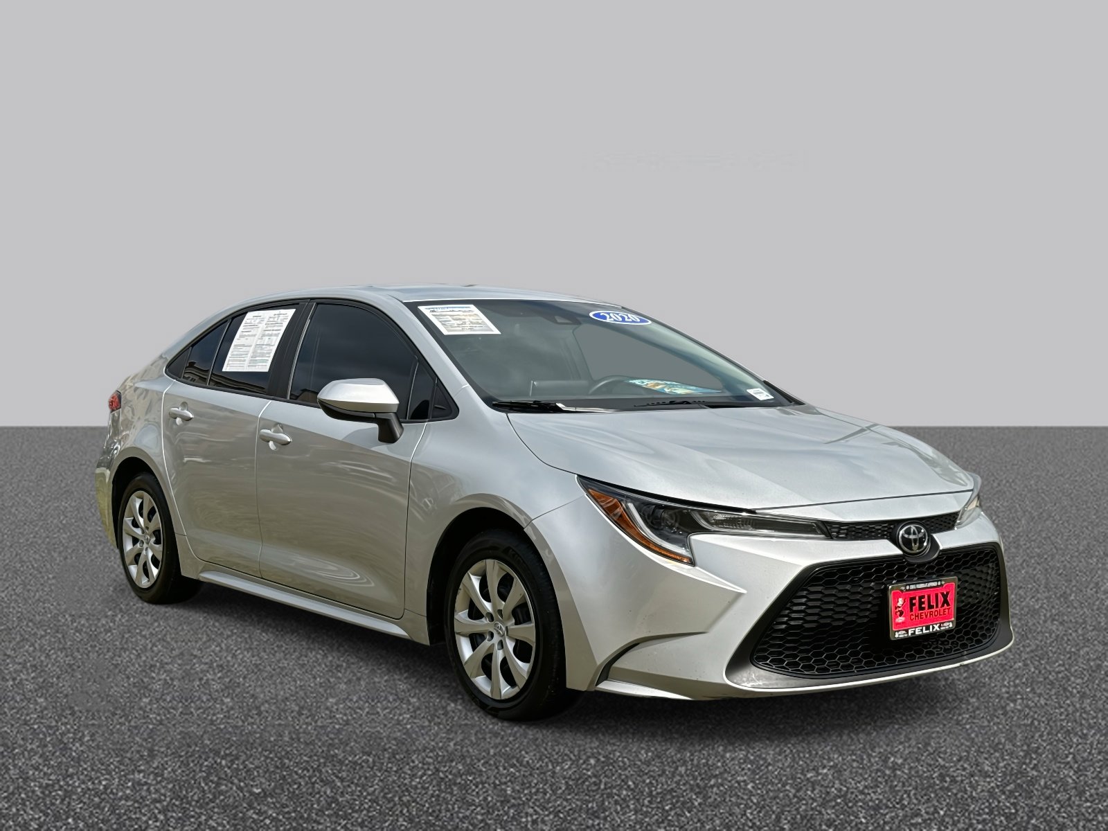 2020 Toyota Corolla LE photo 3