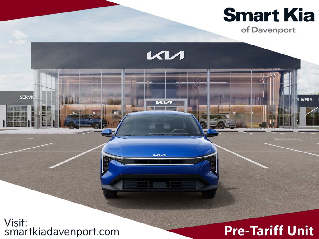 2025 Kia K4 LXS photo 2