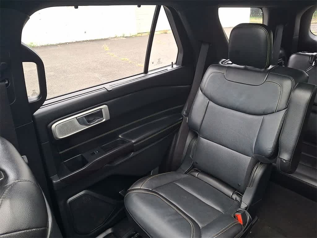 2020 Ford Explorer ST photo 12