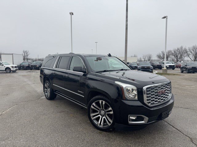 2020 GMC Yukon Denali's photo