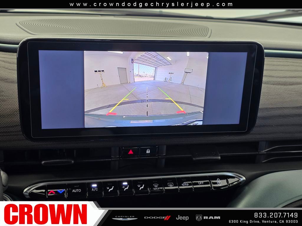 2025 Fiat 500e La Prima photo 19
