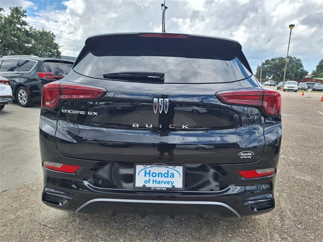 2024 Buick Encore GX Sport Touring photo 2