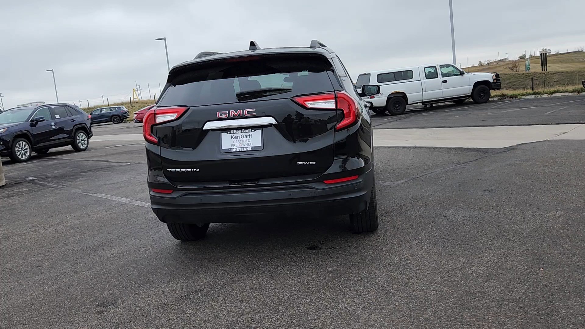 2023 Gmc Terrain SLE photo 2