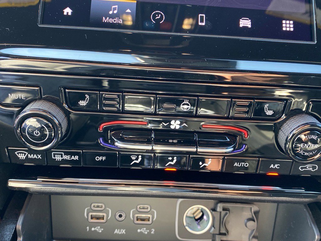 2025 Jeep Grand Cherokee Altitude X photo 9