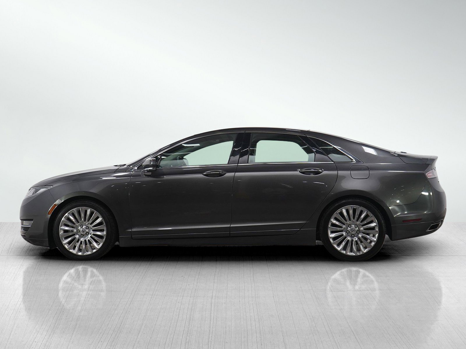Used 2016 Lincoln MKZ Base with VIN 3LN6L2J91GR601899 for sale in Burnsville, Minnesota