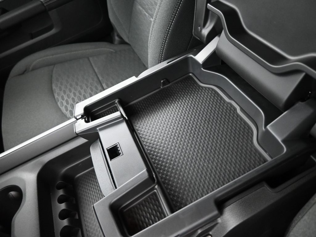 2025 Ram 2500 Big Horn photo 3