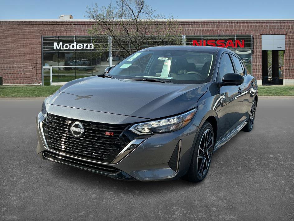 2025 Nissan Sentra SR's photo
