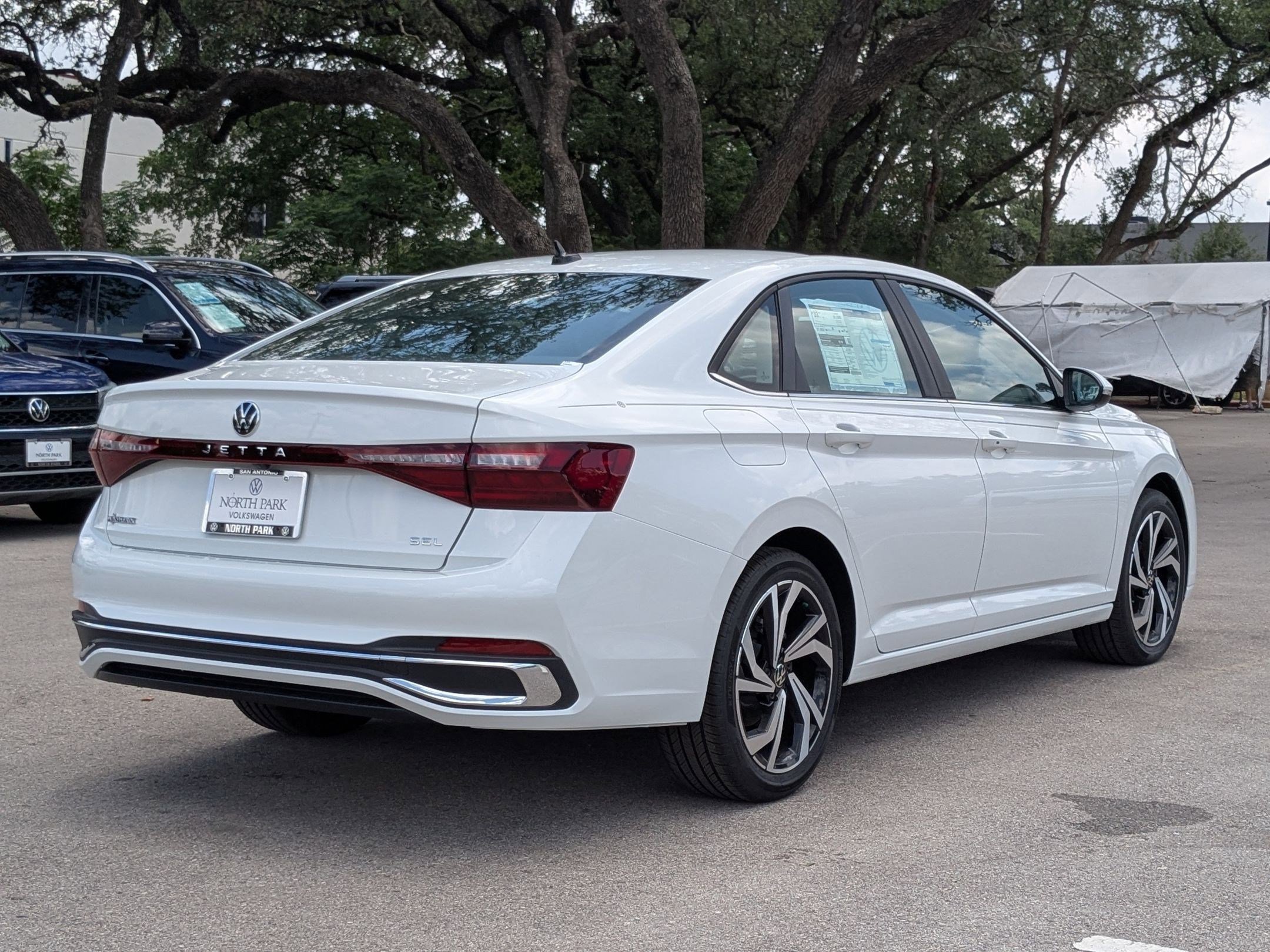 2025 Volkswagen Jetta SEL photo 2