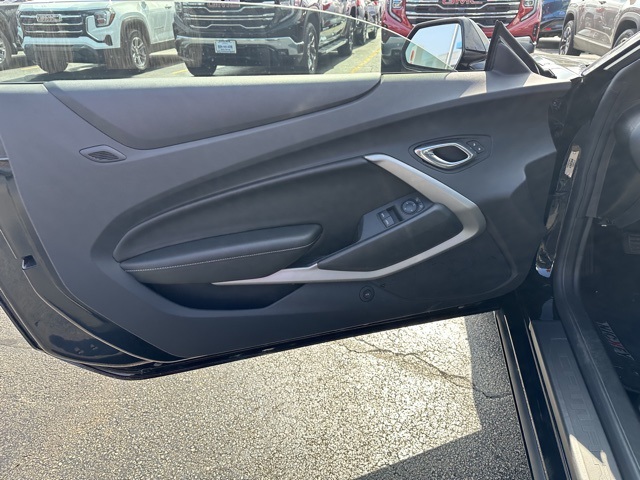 2016 Chevrolet Camaro 1SS photo 18