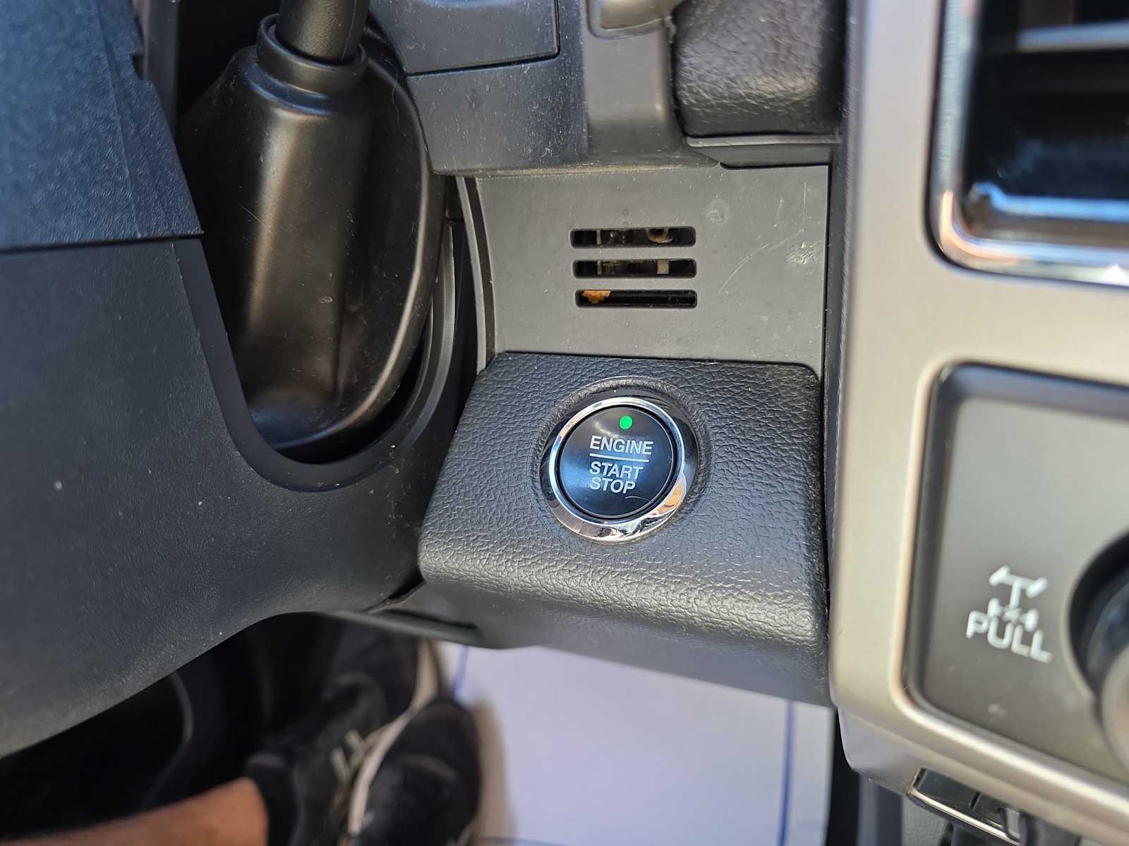 2022 Ford F-250 Lariat photo 19